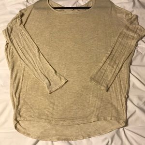 Thin 3 quarter length tee